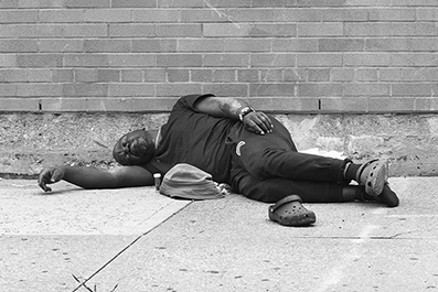 Homeless : Street Life : New York : Personal Photo Projects : Photos : Richard Moore : Photographer